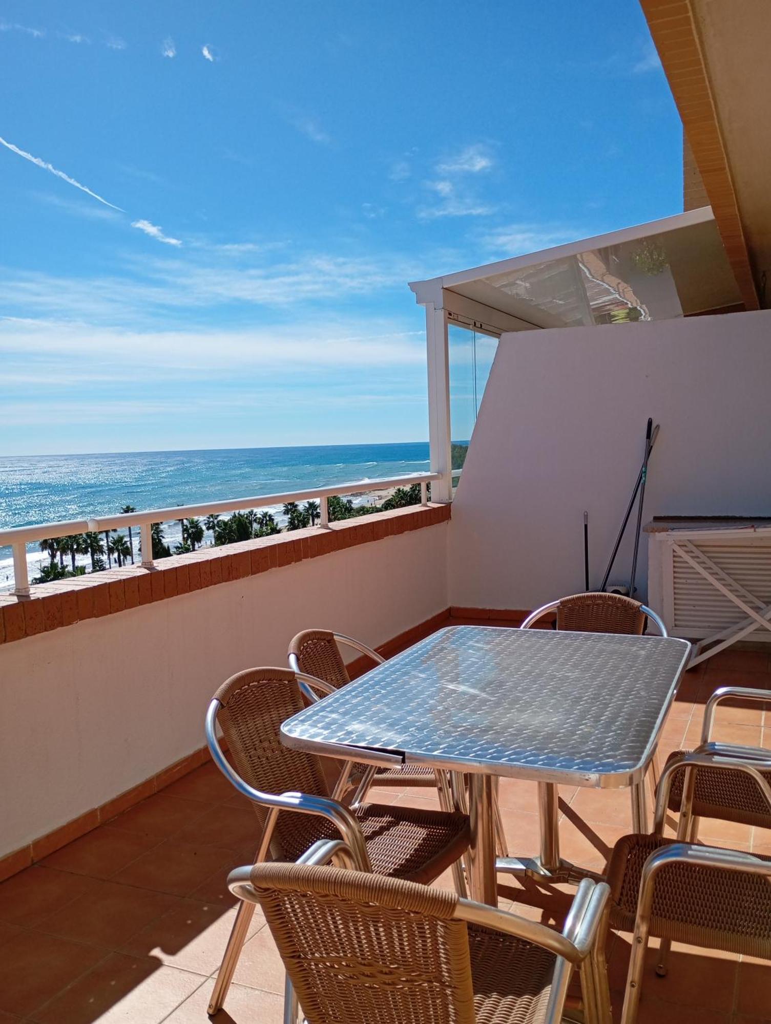 Danesp-playa De Les Amplaries Marina Dor- Frontales Al Mar Apartment *